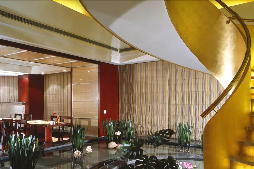 Уси: Ramada Wuxi