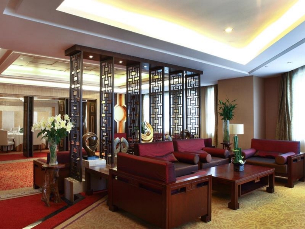 Наньнин: Red Forest Hotel