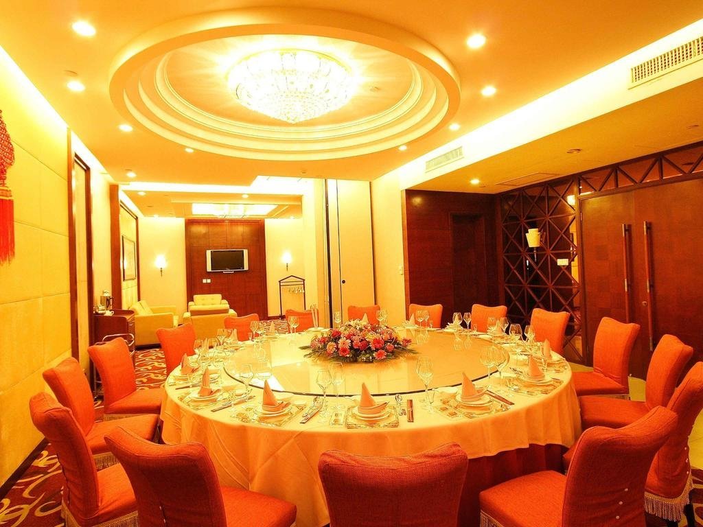 Циньчжоу: White Dolphin Hotel - Qinzhou