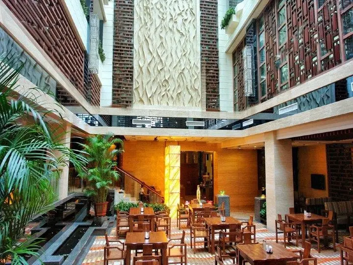 Муданьцзян: Hawaii International Business Hotel