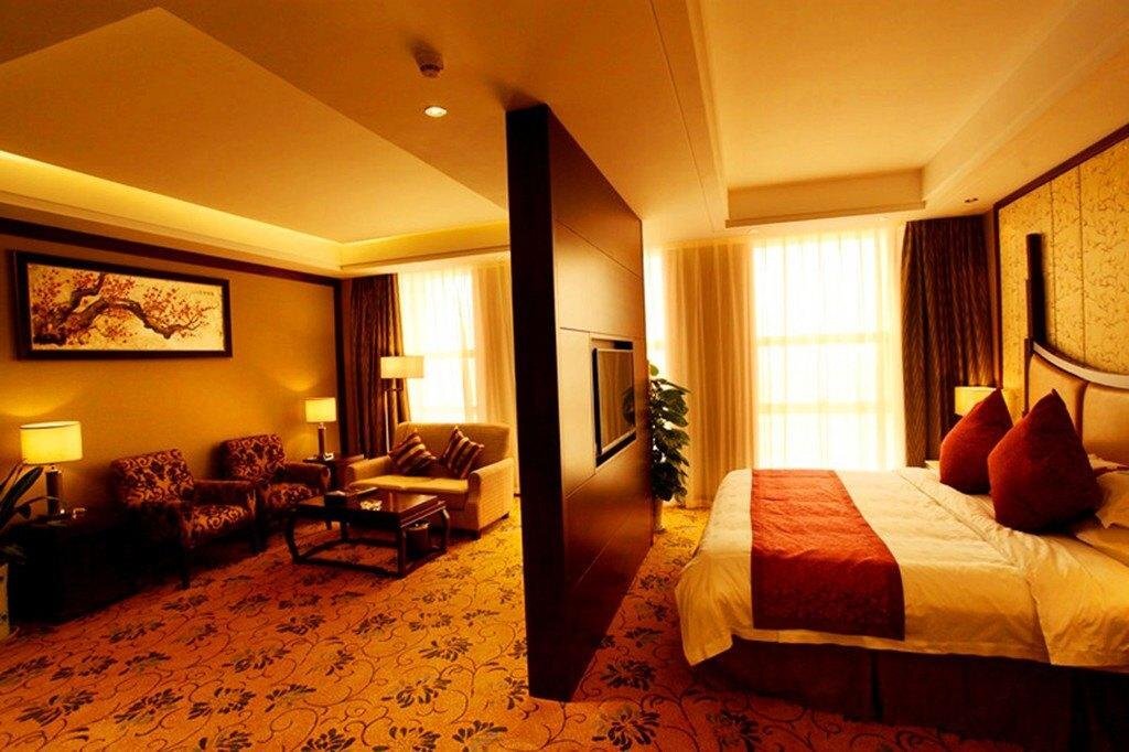 Синьян: Zhongle Baihua Hotel
