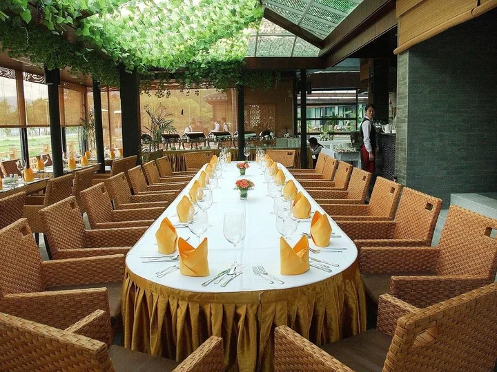 Уси: Wuxi 1881 Peninsula Hotel