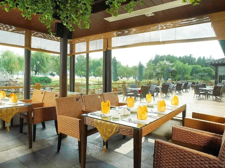 Уси: Wuxi 1881 Peninsula Hotel