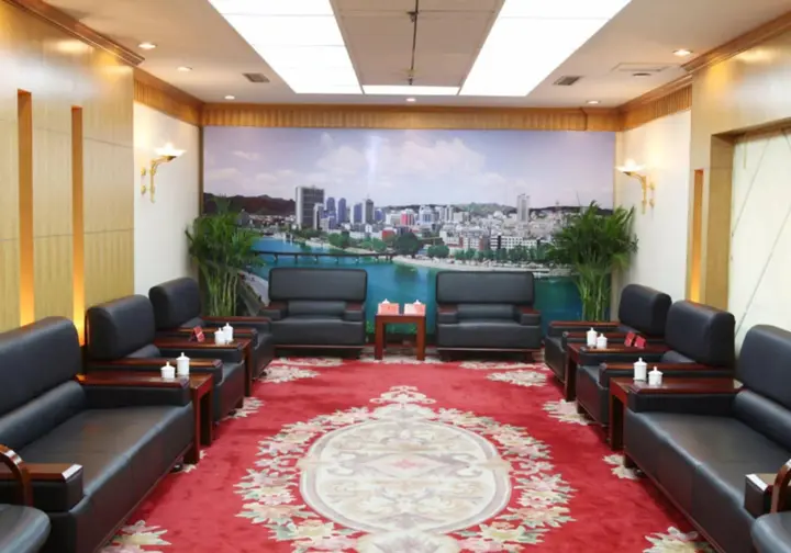 Чэндэ: Shenghua Hotel - Chengde
