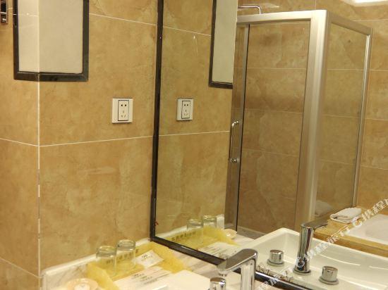 Наньнин: Song Yuan Jin Hotel