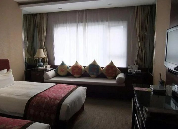 Цзинин: Qufu Mingzuo Xingtan Hotel