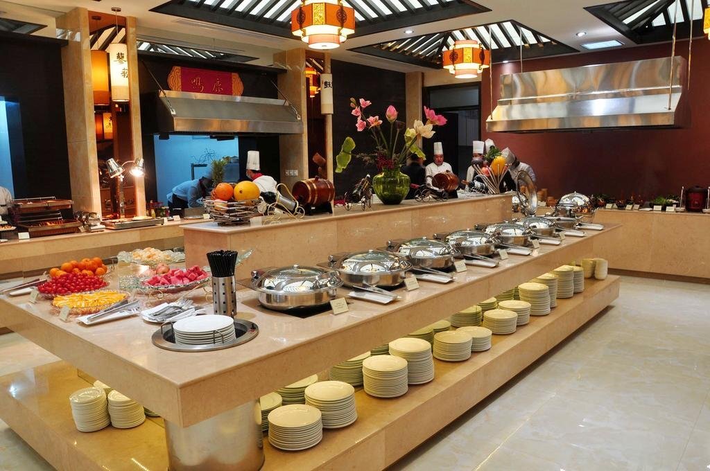 Цзинин: Qufu Mingzuo Xingtan Hotel