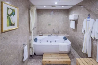 Фучжоу: Rong Qiao Hotel