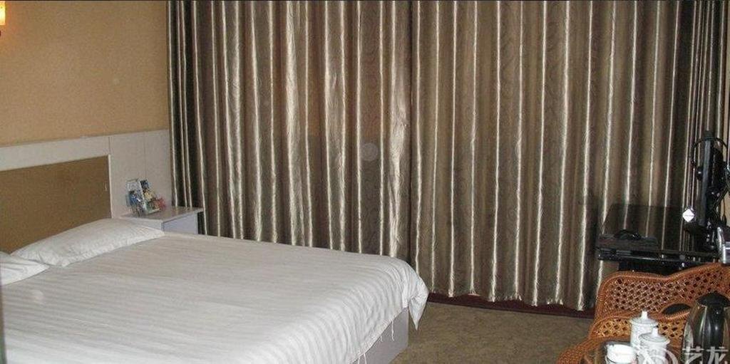 Цанчжоу: Jinji Express Hotel