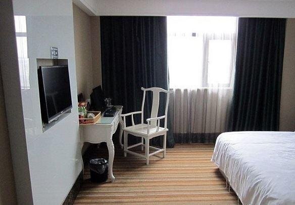 Фуян: Fuyang Jade Theme Hotel