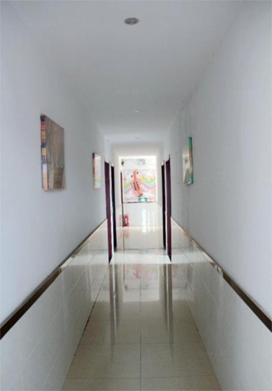 Аньцин: Anqing Meiyi Express Hotel