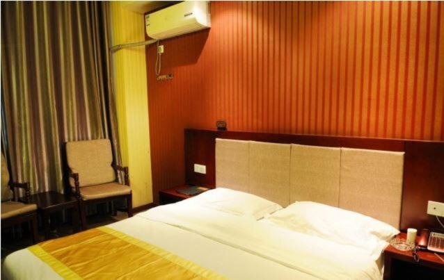 Лучжоу: Luzhou Kaini Inn