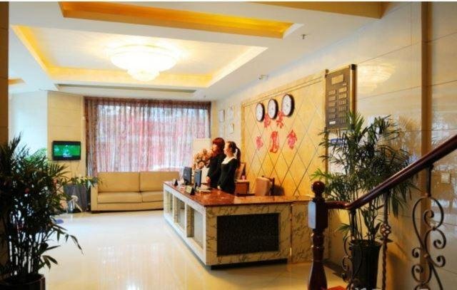 Лучжоу: Luzhou Kaini Inn