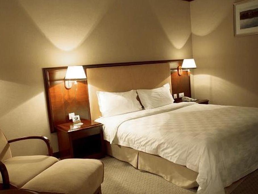 Чжуншань: Four Seas Hotel