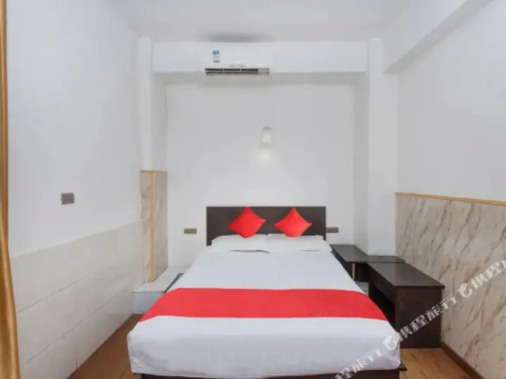 Хэншуй: Yijia Hotel