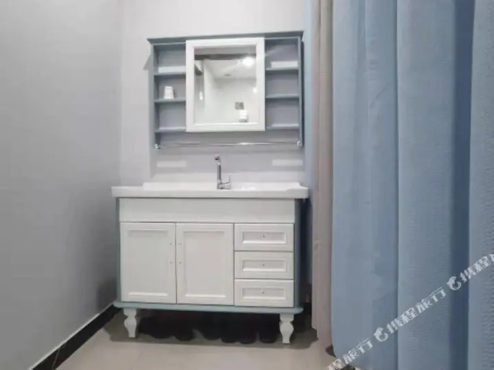 Хэншуй: Yijia Hotel