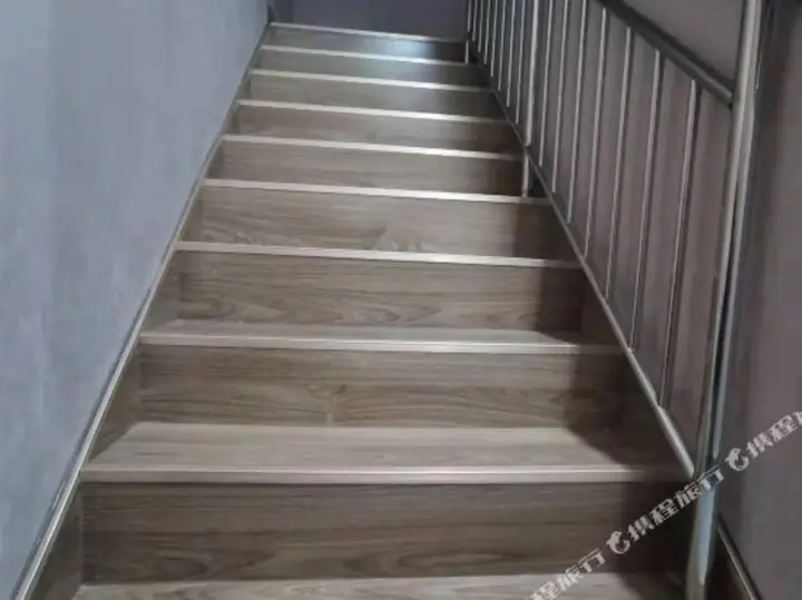 Хэншуй: Yijia Hotel