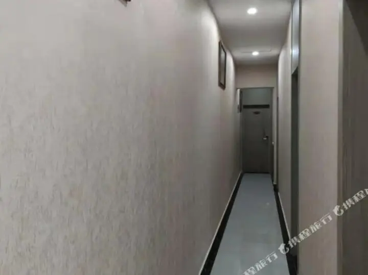 Хэншуй: Yijia Hotel