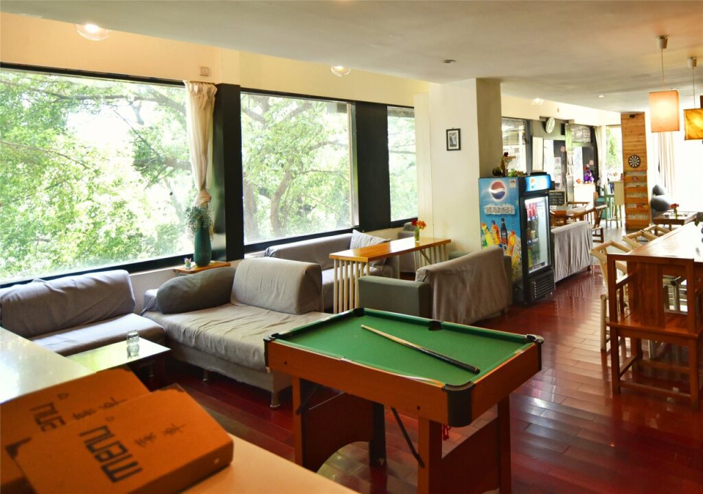 Гуйлинь: Guilin La Flowers Hostel