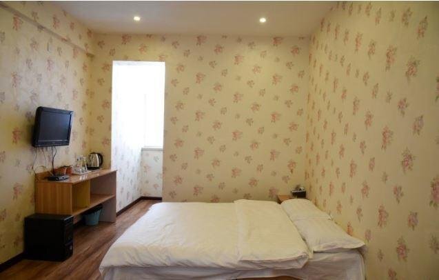 Лянфан: Bayi Hotel