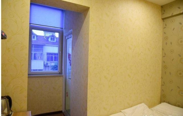 Лянфан: Bayi Hotel