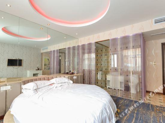 Лишуй: Yading Bay Hotel