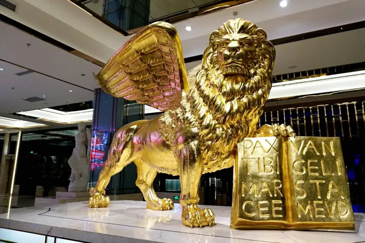 Даньдун: Venice Jianguo Hotel Dandong