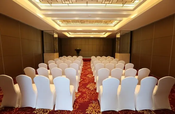 Даньдун: Venice Jianguo Hotel Dandong