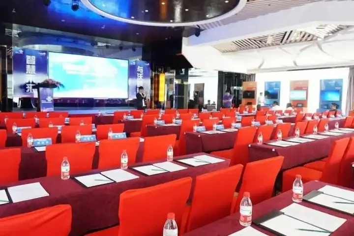 Даньдун: Venice Jianguo Hotel Dandong