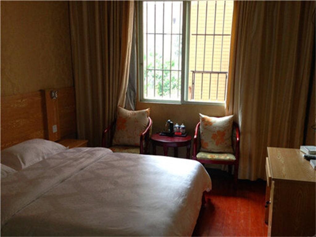 Лучжоу: Luzhou Hongyu Buisness Hotel