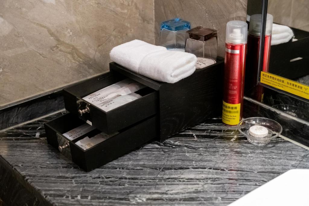 Чжуншань: Relteem Hotel