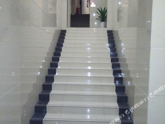 Ибинь: Yibin Xingwen Kaifeng Express Hotel