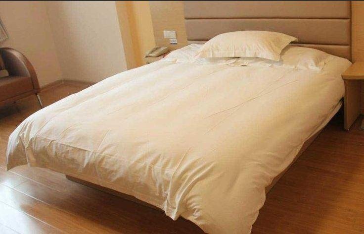Цзинин: Jiayi Hotel