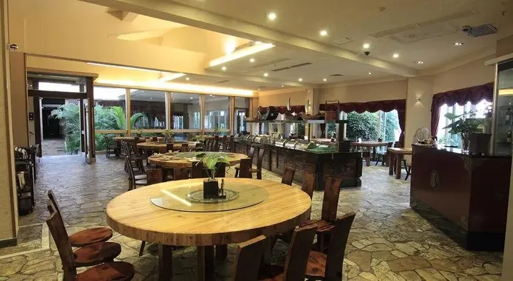 Джиангме: Azure Bay Resort