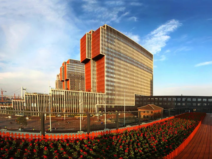 Нинбо: Nignbo Hefeng Garden Hotel