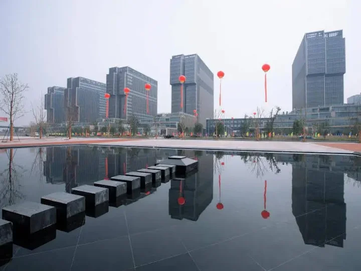 Нинбо: Nignbo Hefeng Garden Hotel