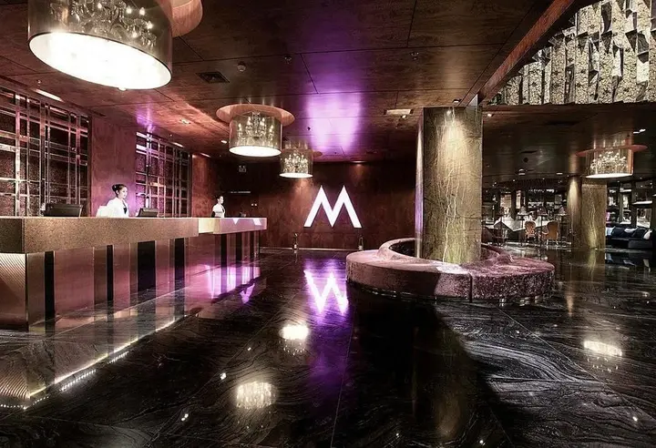 Наньнин: M Hotels