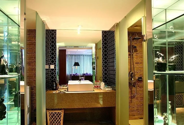 Наньнин: M Hotels