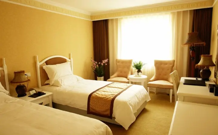 Циндао: Zhanqiao Prince Hotel