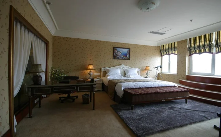 Циндао: Zhanqiao Prince Hotel