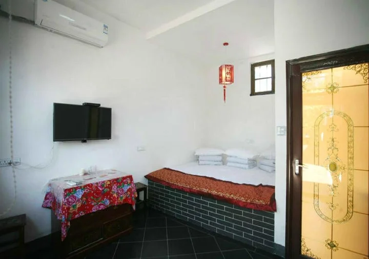 Цзиньчжун: Jintai Inn