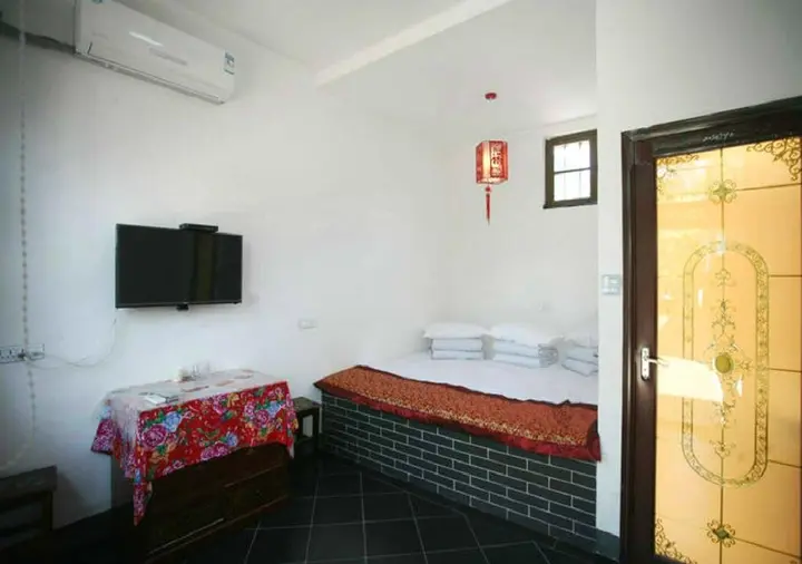 Цзиньчжун: Jintai Inn