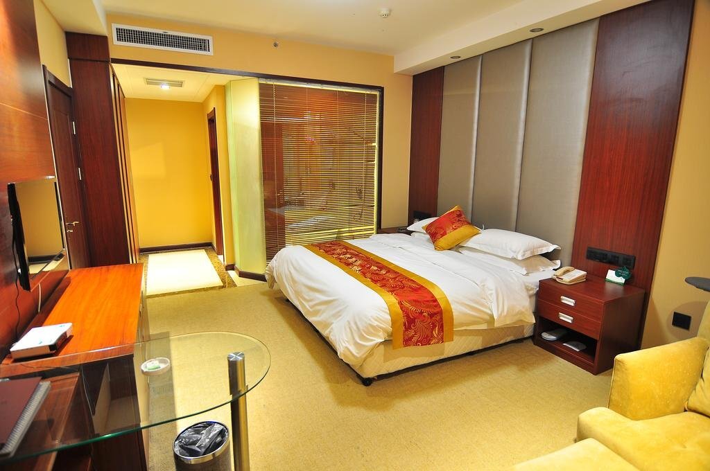 Цзинин: Wei Shan Lake Hotel