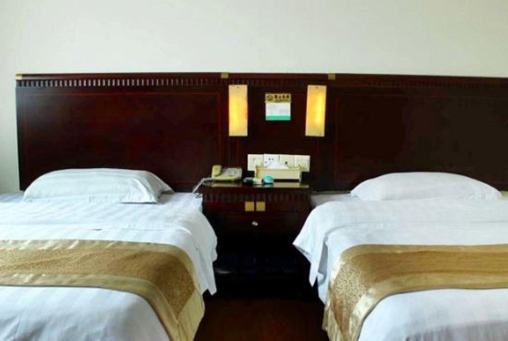Цзиньюань: Fogang Fulin Business Hotel