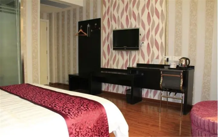 Хецзе: Heze E Home Business Hotel
