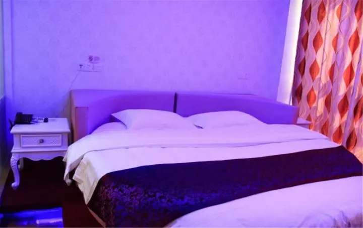 Хецзе: Heze E Home Business Hotel
