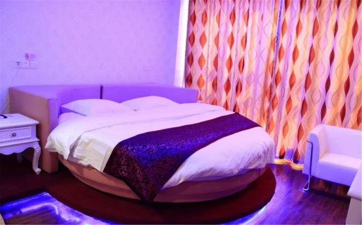 Хецзе: Heze E Home Business Hotel