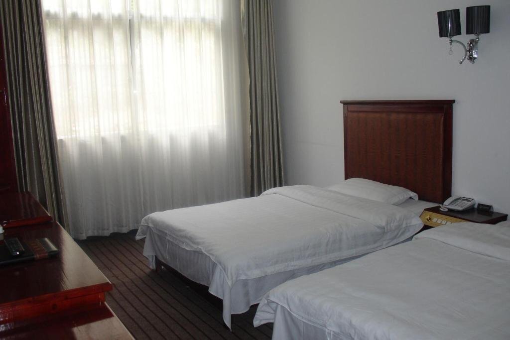Луань: Tiantangzhai Royal Palace Inn