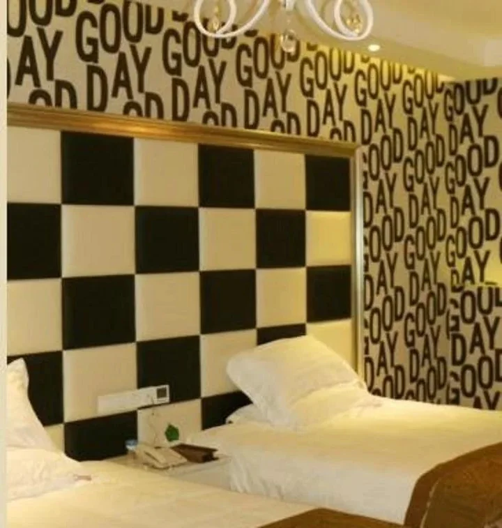 Xuancheng: Xuancheng 2099 Theme Holiday Hotel