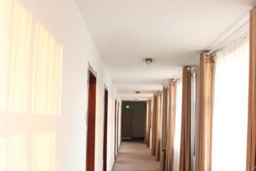 Линьи: Linshu Mingman Business Inn